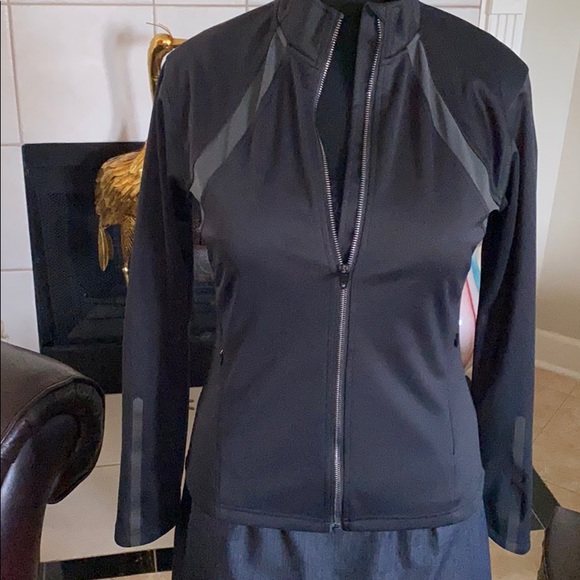 Athleta Mecaheat, Black Zippered Jacket🦾 - Picture 8 of 12